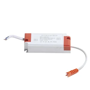 Dimabilni LED drajver 15-24W za LED panele, 300mA