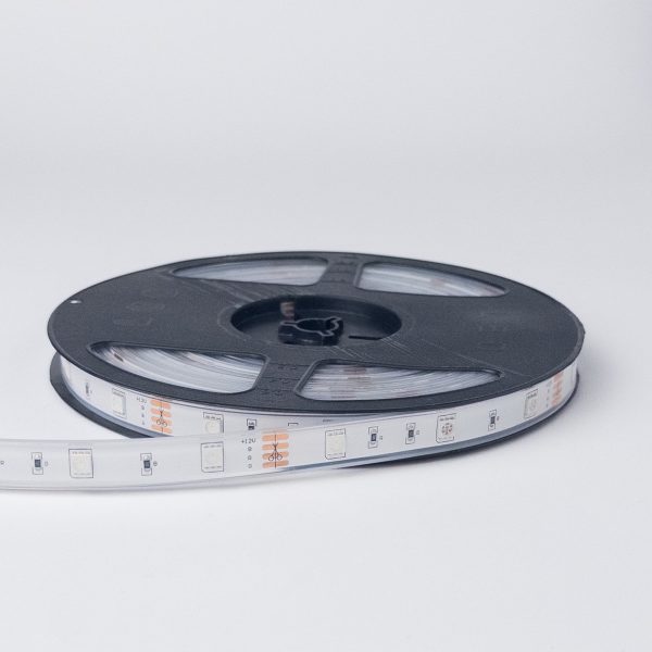 RGB LED traka 12V IP65 za žardinjere i klupe | Ledtrake.rs