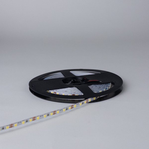 Slim LED traka 6000K, uska linija od 5mm | Ledtrake.rs