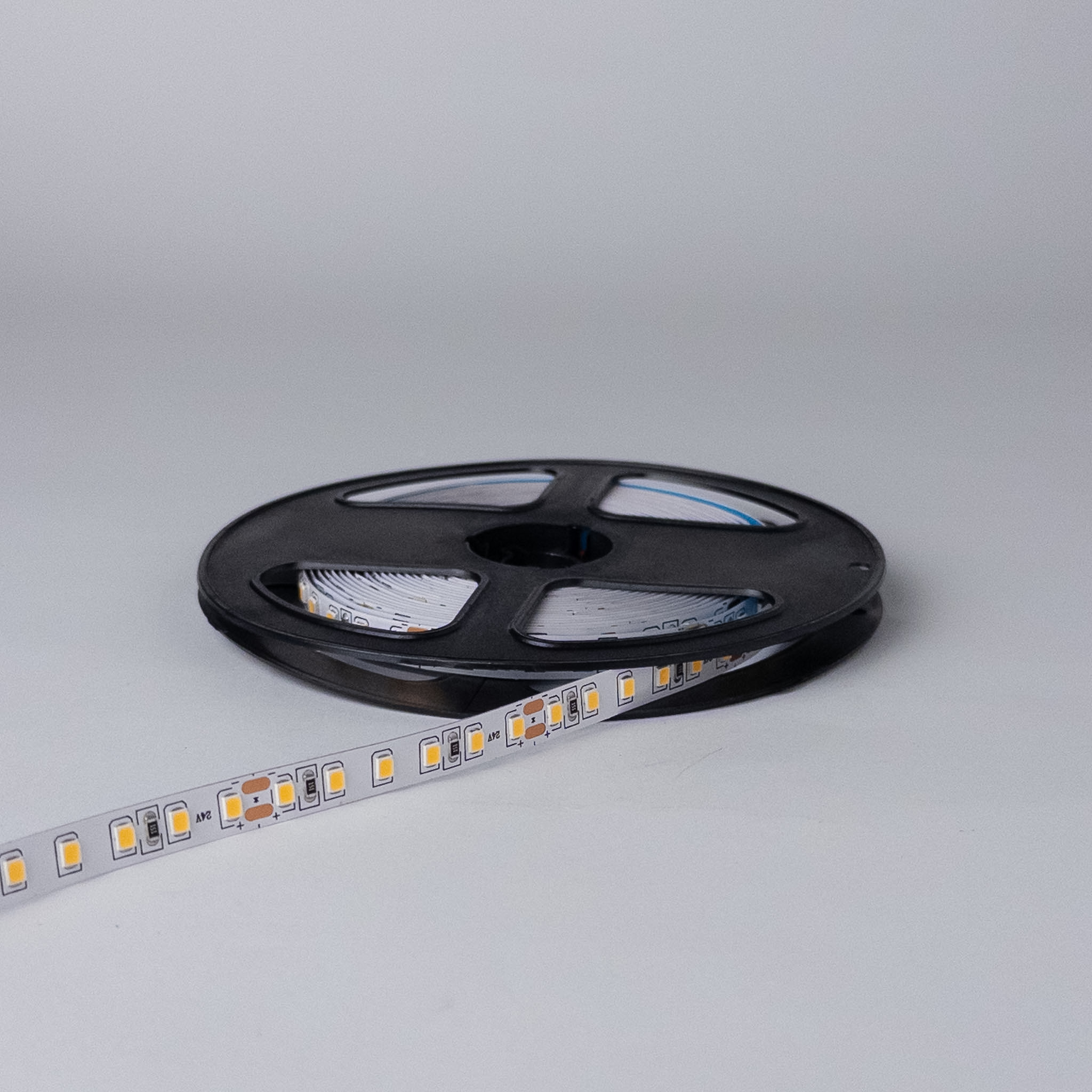 24V, LED TRAKA 2835/120, 4000K, 10W, CRI95, IP20