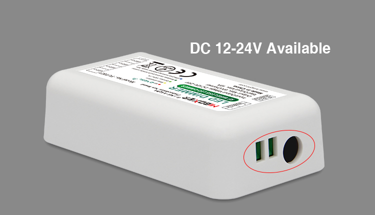 Ulazna strana kontrolera FUT021 sa dve stezaljke i okruglom utičnicom, zaokružena crveno, natpis DC 12-24V Available