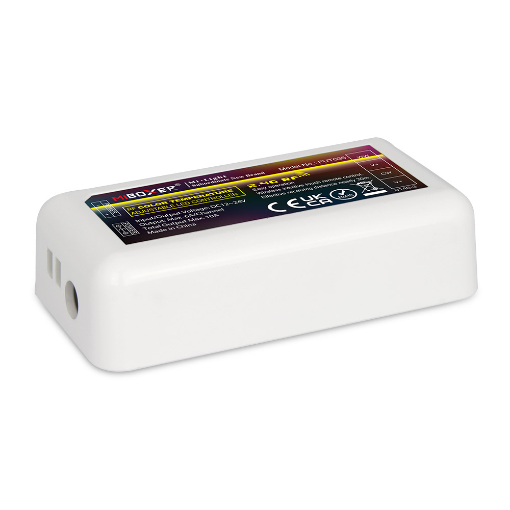 MiBoxer FUT035 kontroler u belom kućištu, sa natpisom modela i izlazima WW, V+, CW i V+
