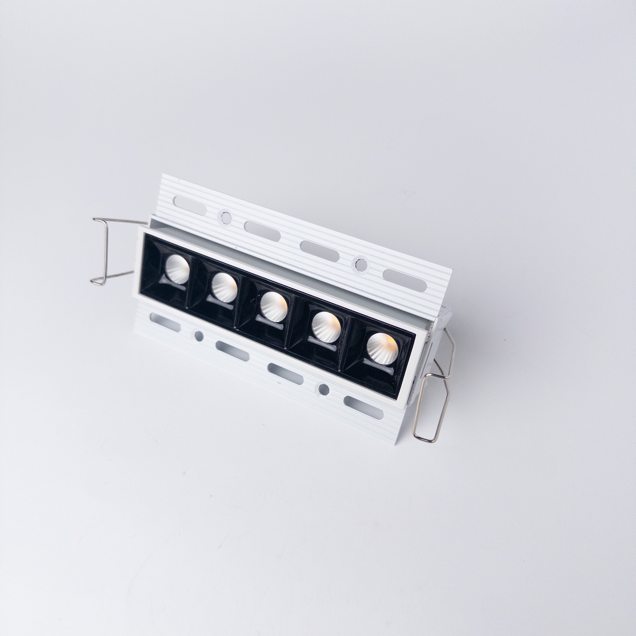 UGRADNI SPOT, BH-5, BELI, 10W, IP 20