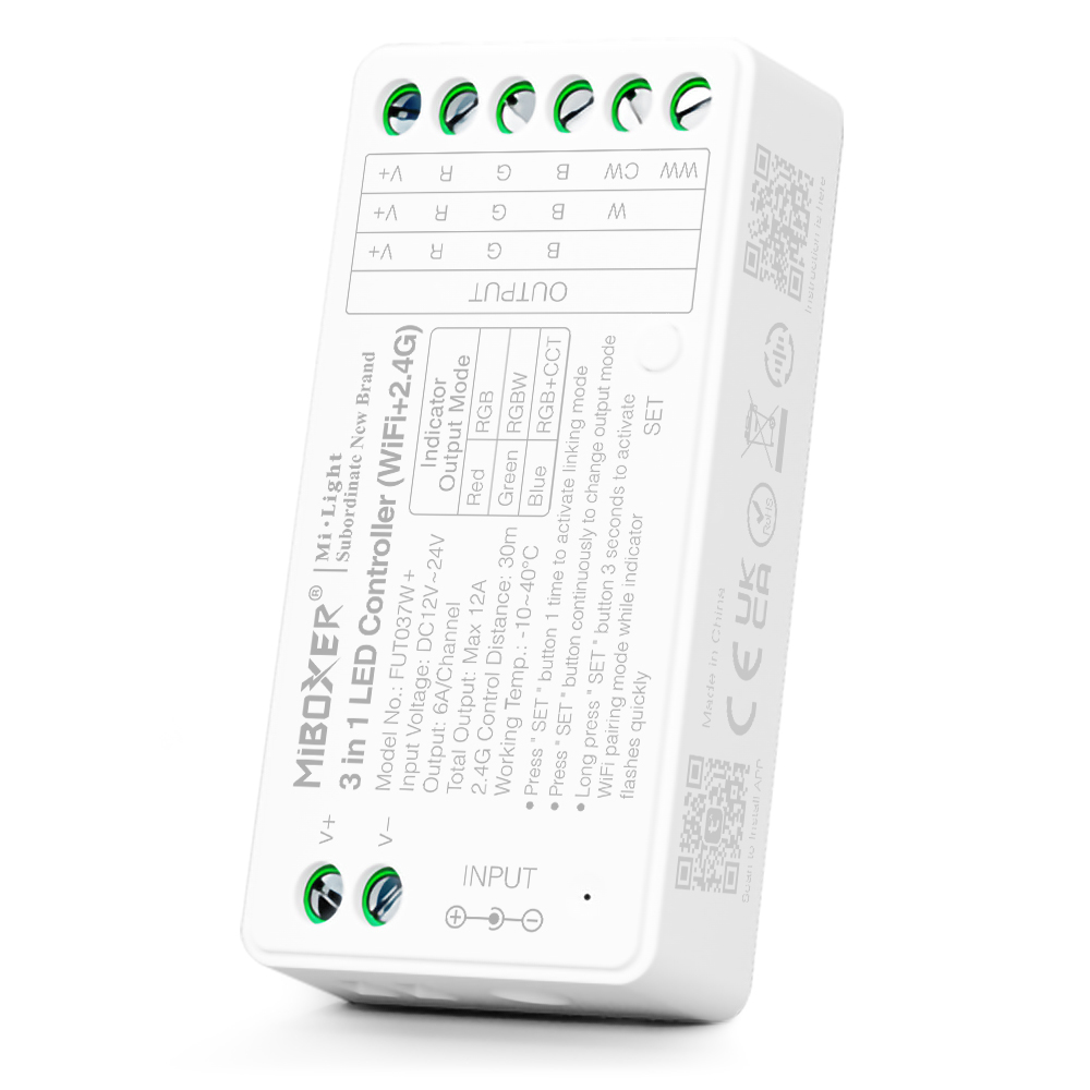 WiFi kontroler 3 u 1 FUT037W+ iskosa, belo kućište sa tabelom lampice za RGB, RGBW i RGB+CCT i šest izlaznih stezaljki