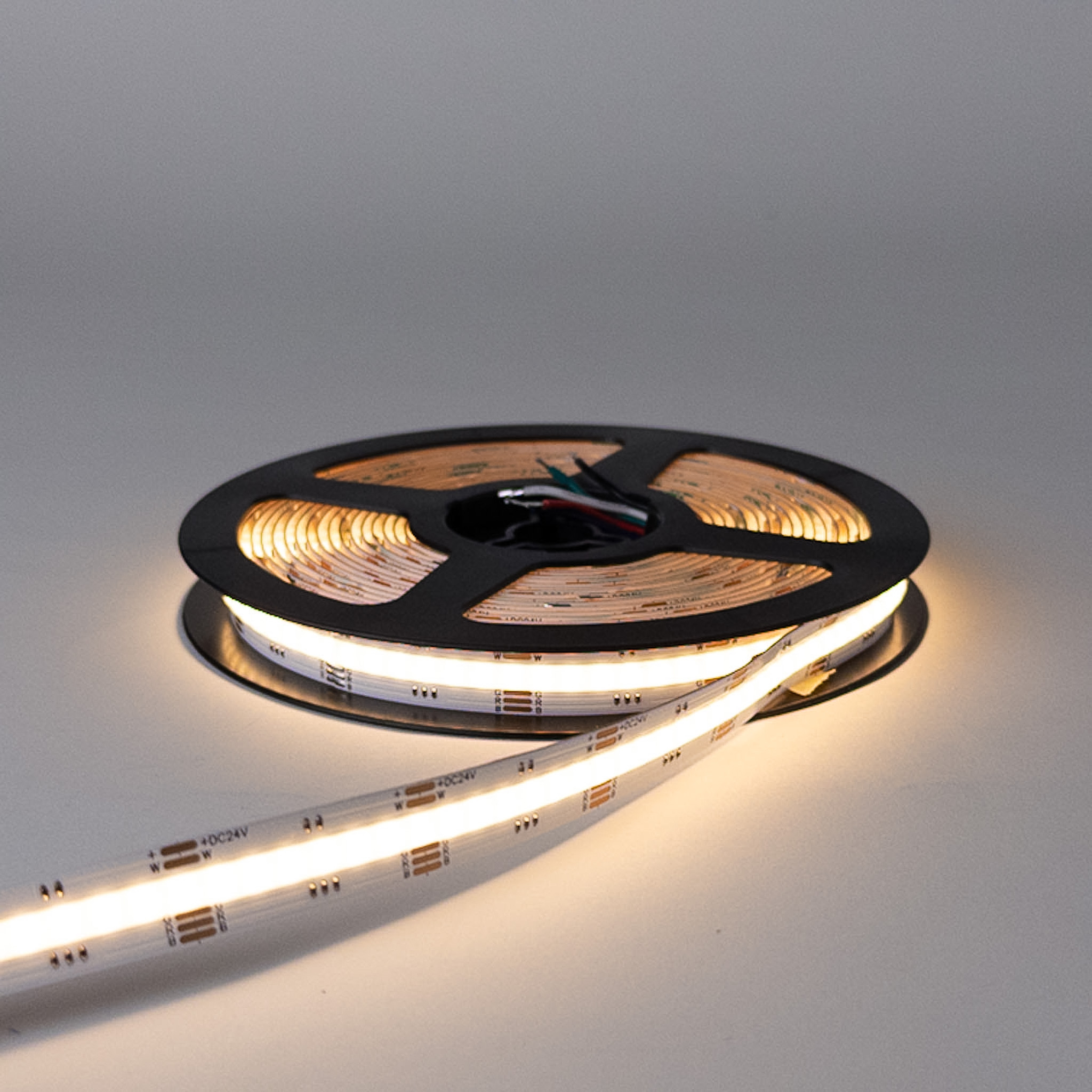 24V, LED TRAKA COB, 22W, RGB+3000K, 896 dioda/m IP20 - Слика 5