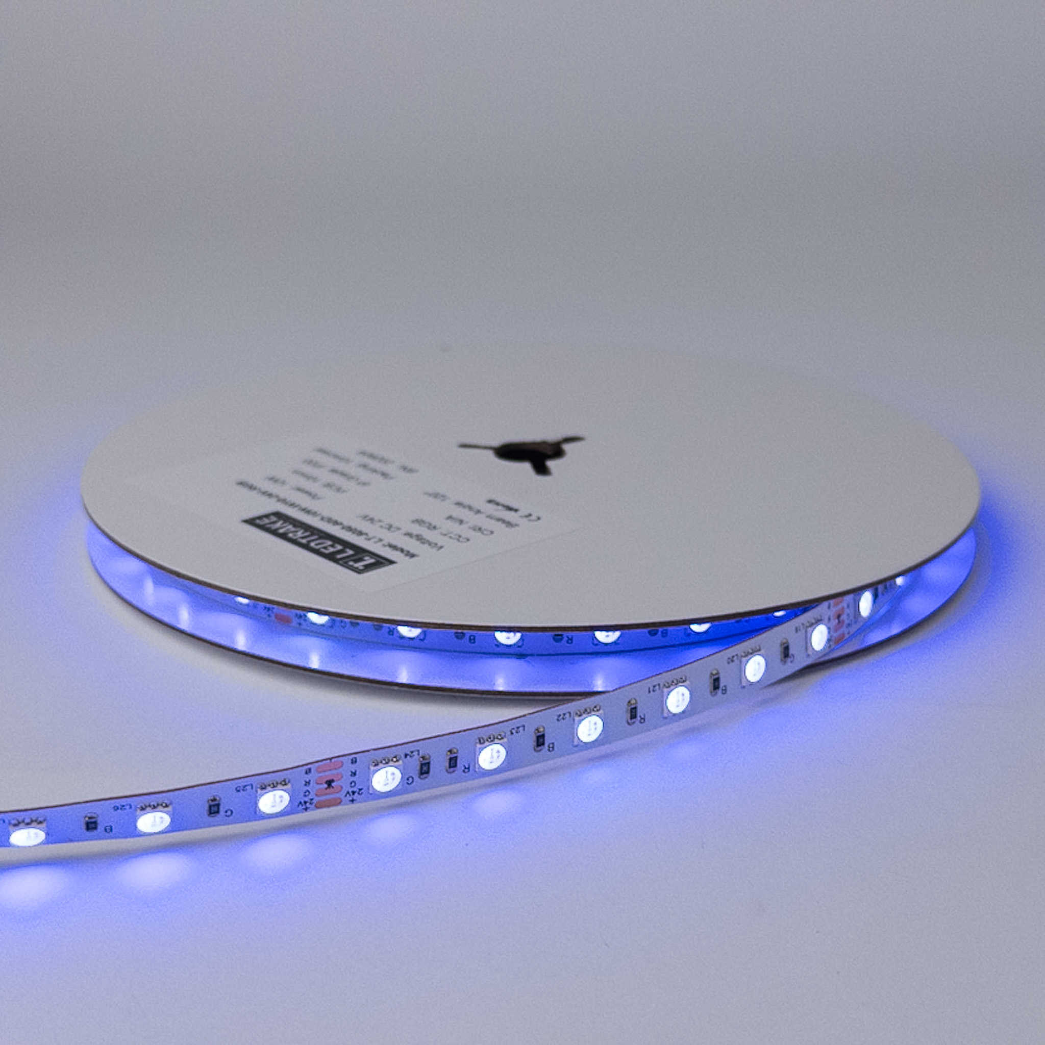 LED TRAKA RGB 5050/60 IP20 10W 24V | LEDTRAKE