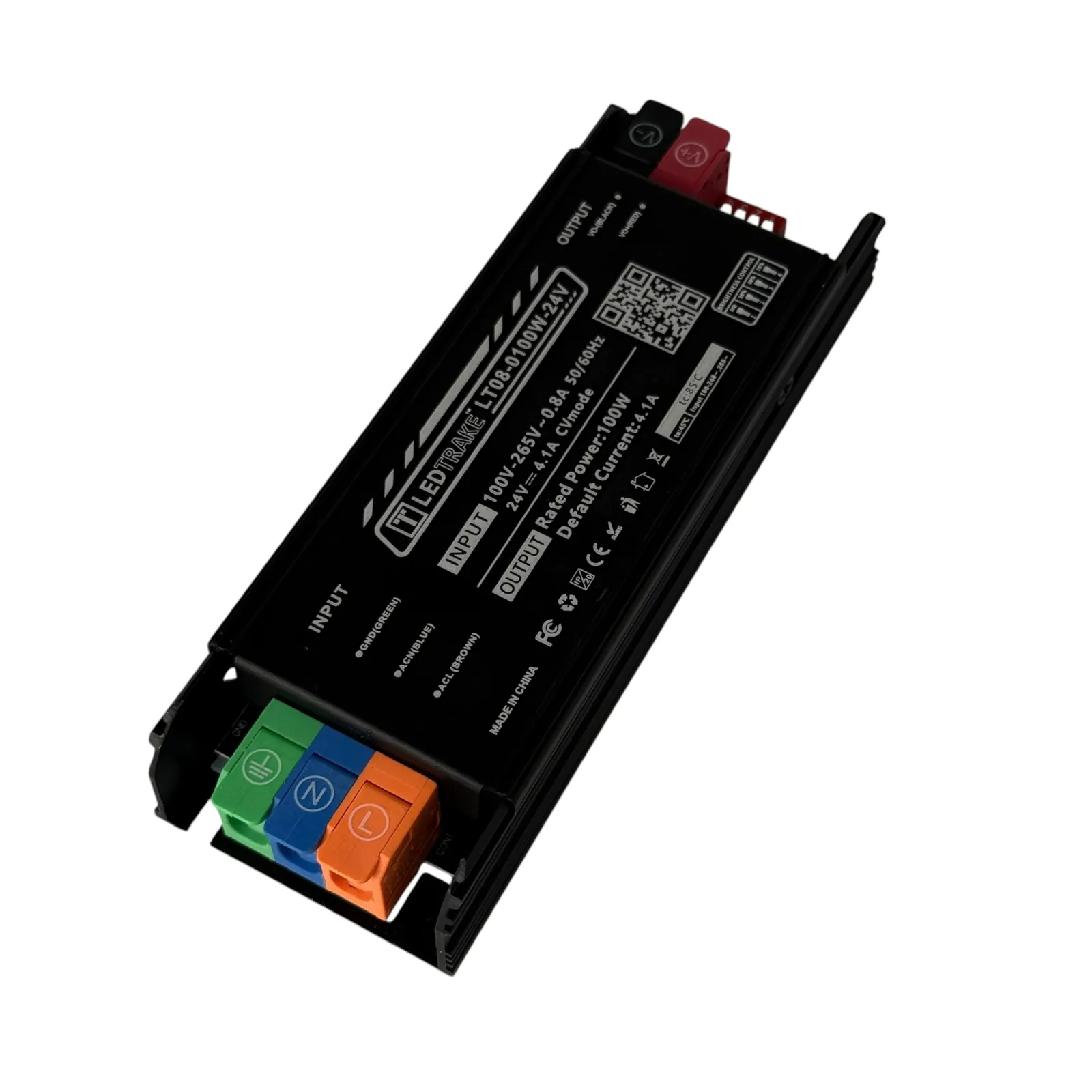 Natpis modela LT08-0100W-24V sa vrednostima 24 V i 4,1 A i poljem BRIGHTNESS CONTROL pored izlaznih stezaljki