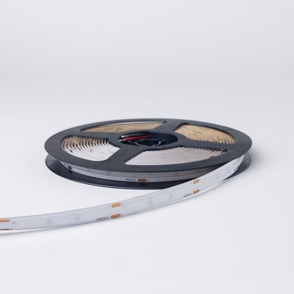 Plava COB LED traka 24V za pozadinu akvarijuma | Ledtrake.rs