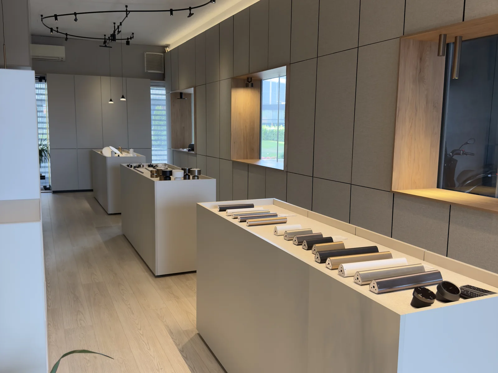 LEDTRAKE showroom u Đorđa Stanojevića 9a, lokal 8, Novi Beograd
