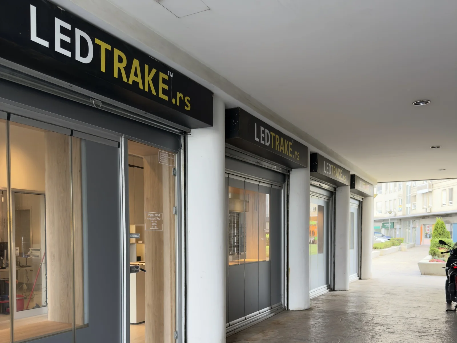 LEDTRAKE showroom u Đorđa Stanojevića 9a, lokal 8, Novi Beograd